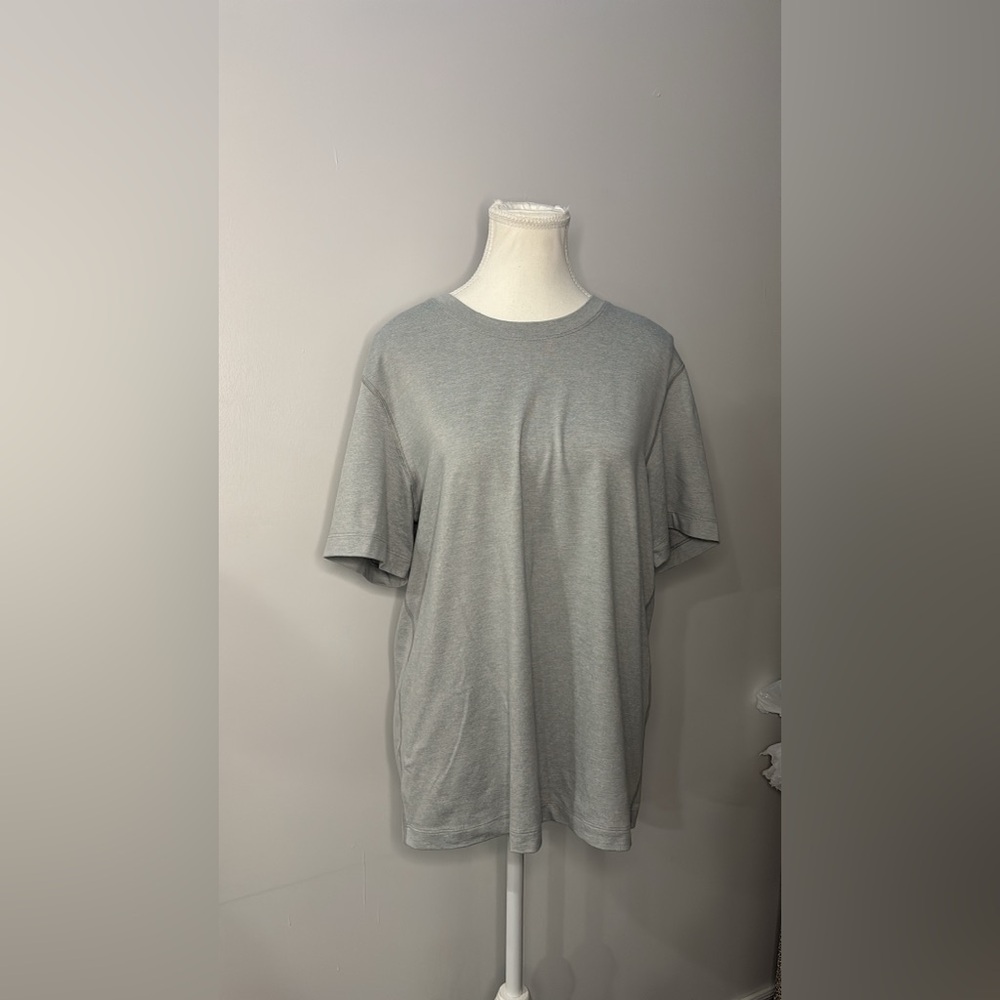 lululemon athletica Light Gray Short Sleeve Tee